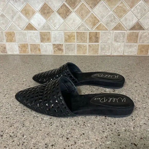 Wild Pair Antoinette Black Stud Mule Size 7 - Picture 1 of 5